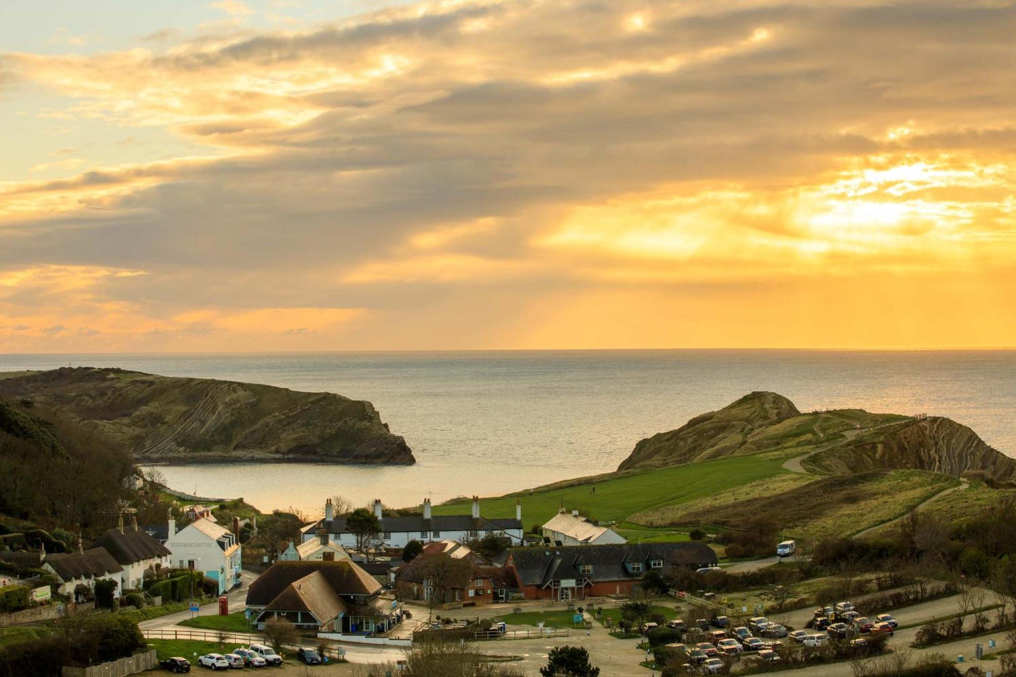 Lulworth Cove Inn Exterior foto